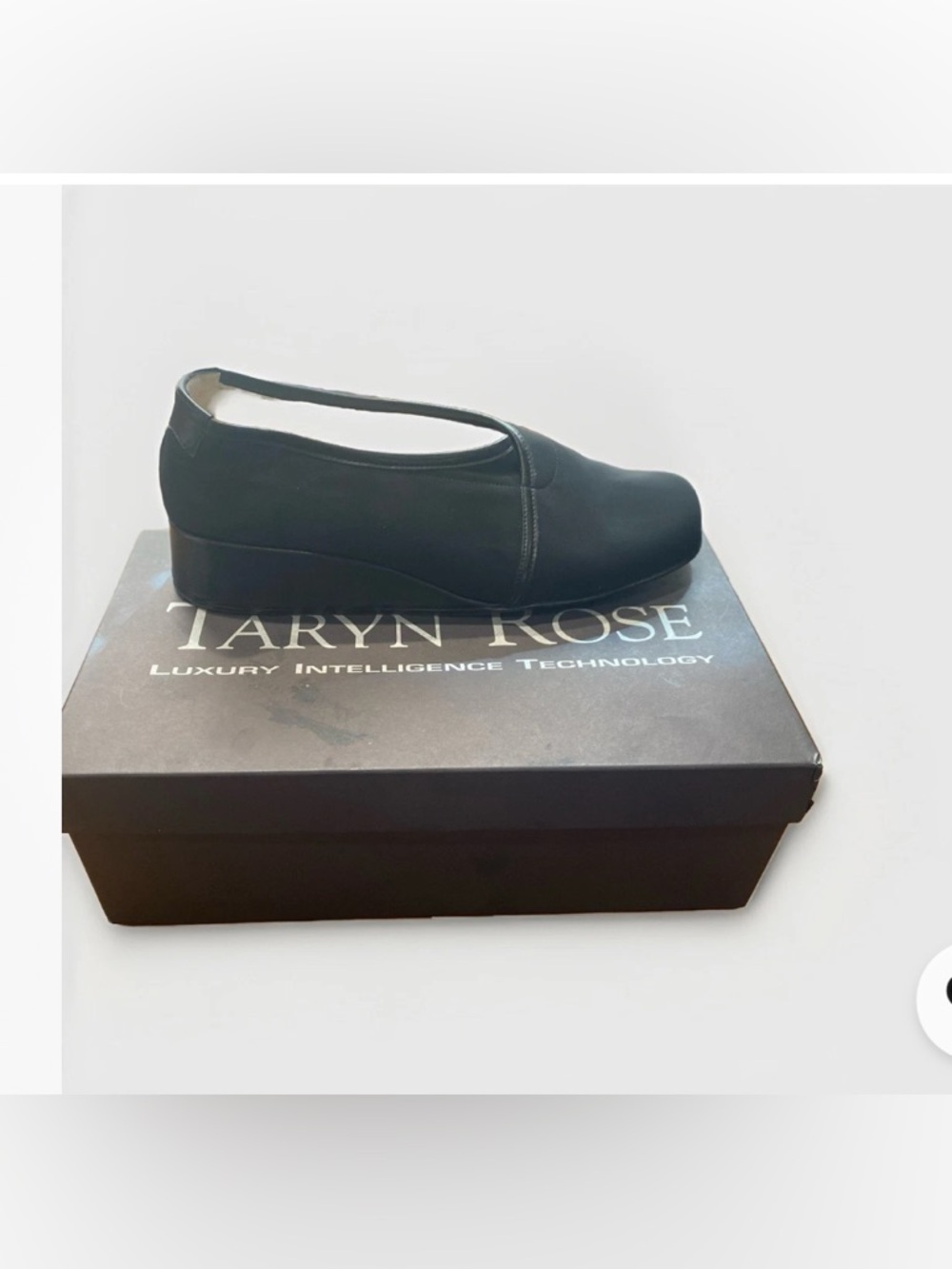 TARYN ROSE KELSEY BLACK STRECH FABRIC SHOES 38M